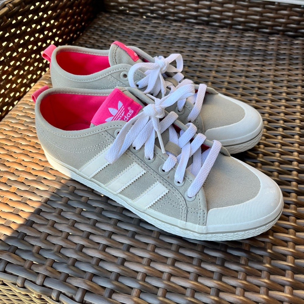 NEW, Adidas, ladies. Great neutral light gray color w white stripes.